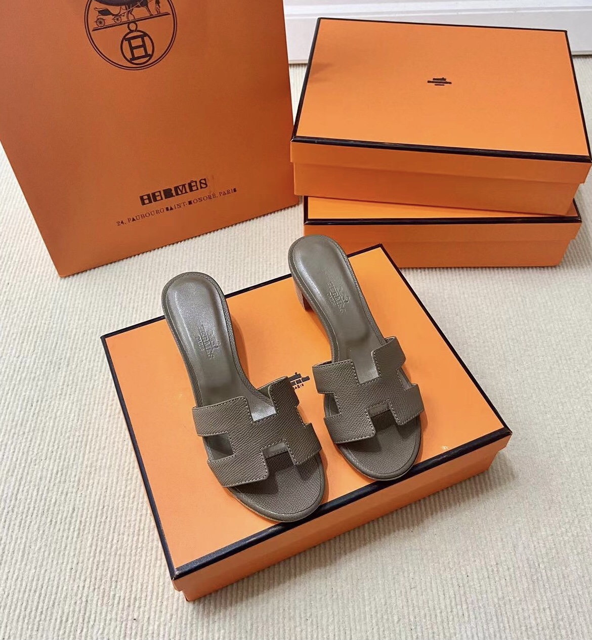 에르메스 올수공 오아시스 슬리퍼 샌들 앱송 31